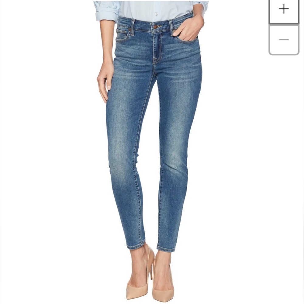 Lucky Brand Ava Super Skinny Jeans EUC 0/25